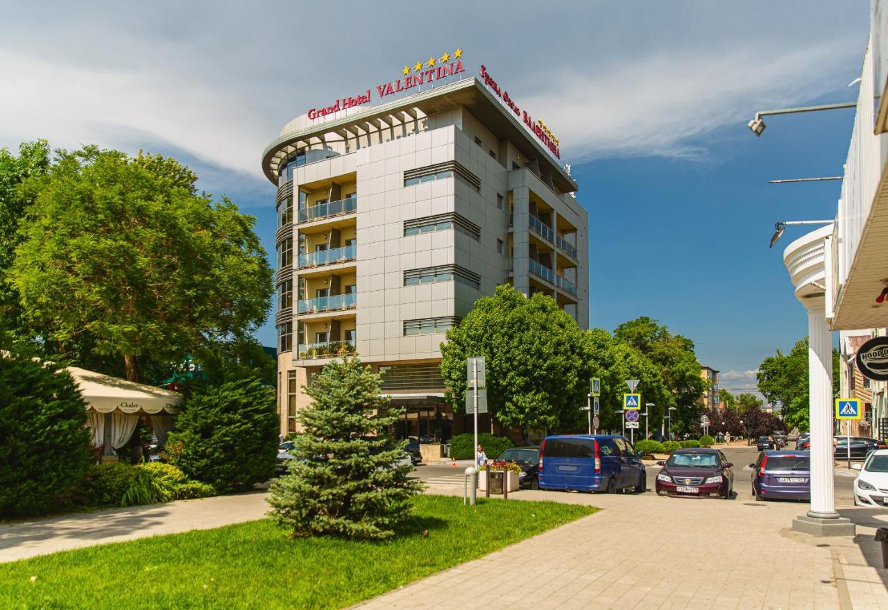 Grand Hotel Valentina Anapa Bagian luar foto