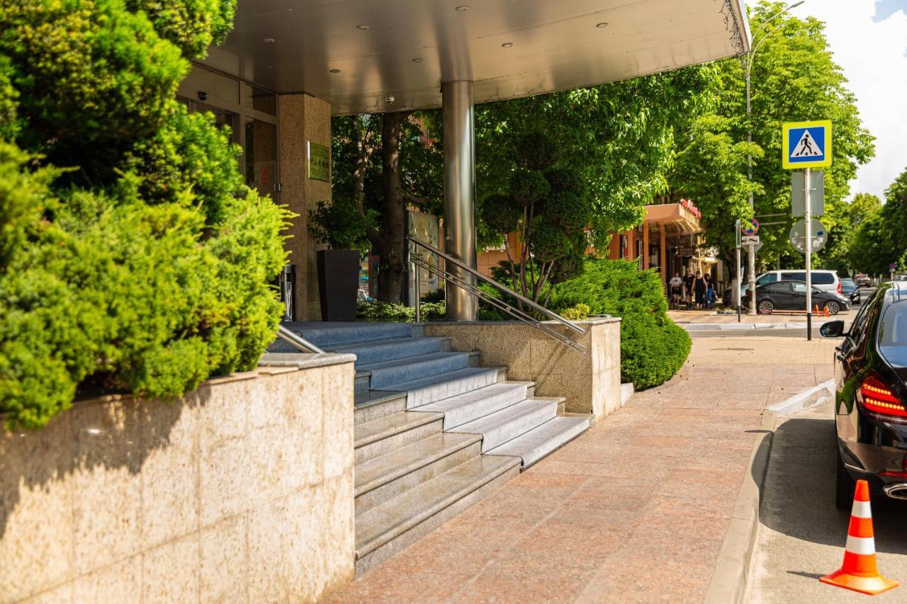 Grand Hotel Valentina Anapa Bagian luar foto