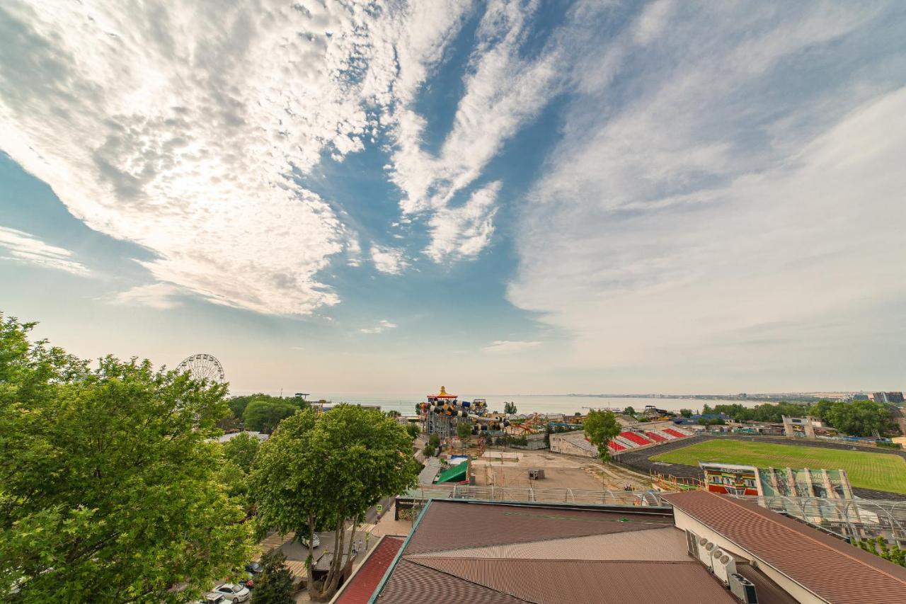 Grand Hotel Valentina Anapa Bagian luar foto