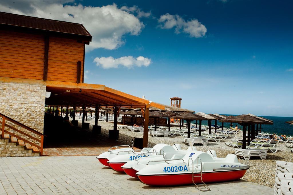 Grand Hotel Valentina Anapa Bagian luar foto